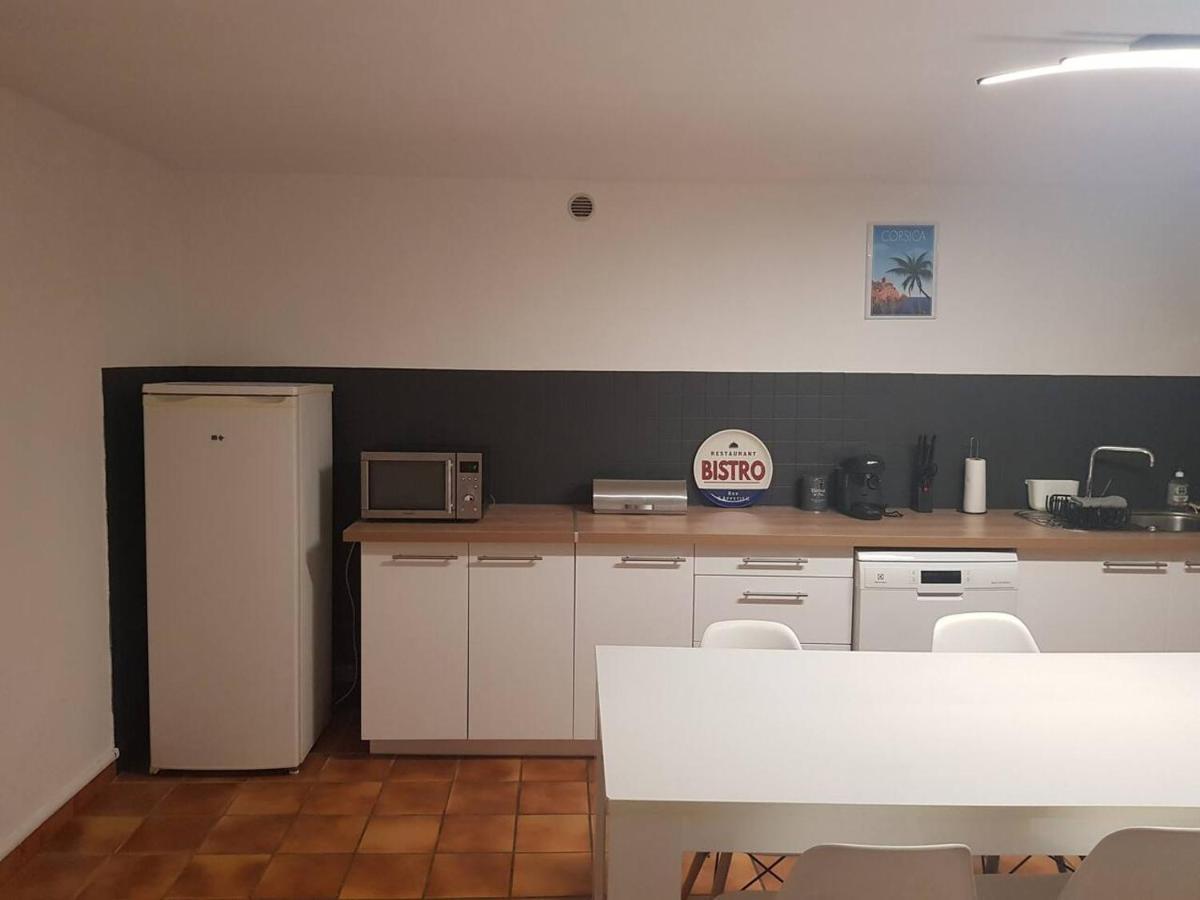 Apartment Bas De F3 Proche Ajaccio *